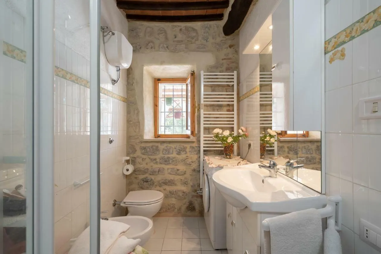 Giulia Superior Apartment Shared Pool Wi-Fi Casole d'Elsa Holiday home